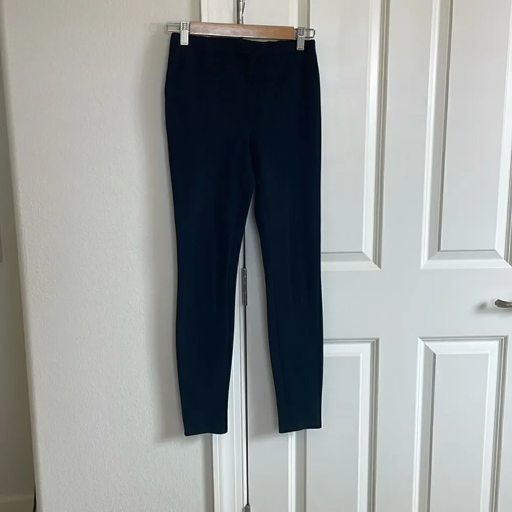Lilly Pulitzer Legging Pant - Picture 1 of 2